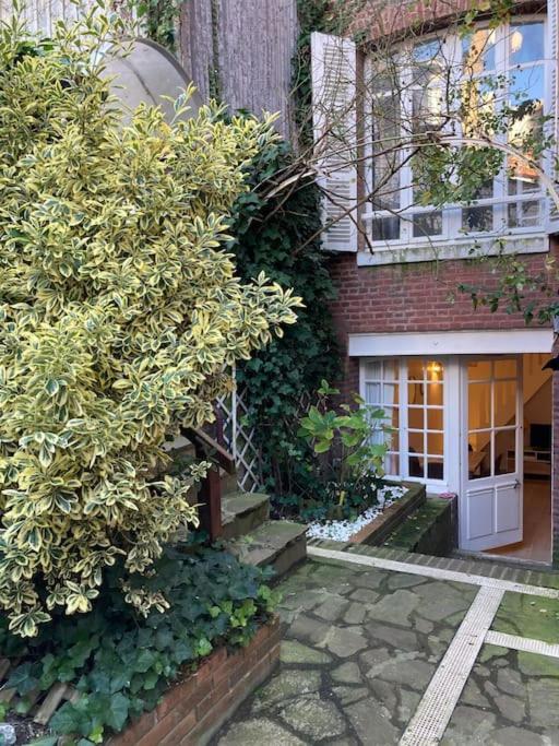 Comme Une Maison, Duplex Terrasse Hypercentre De Trouville 外观 照片