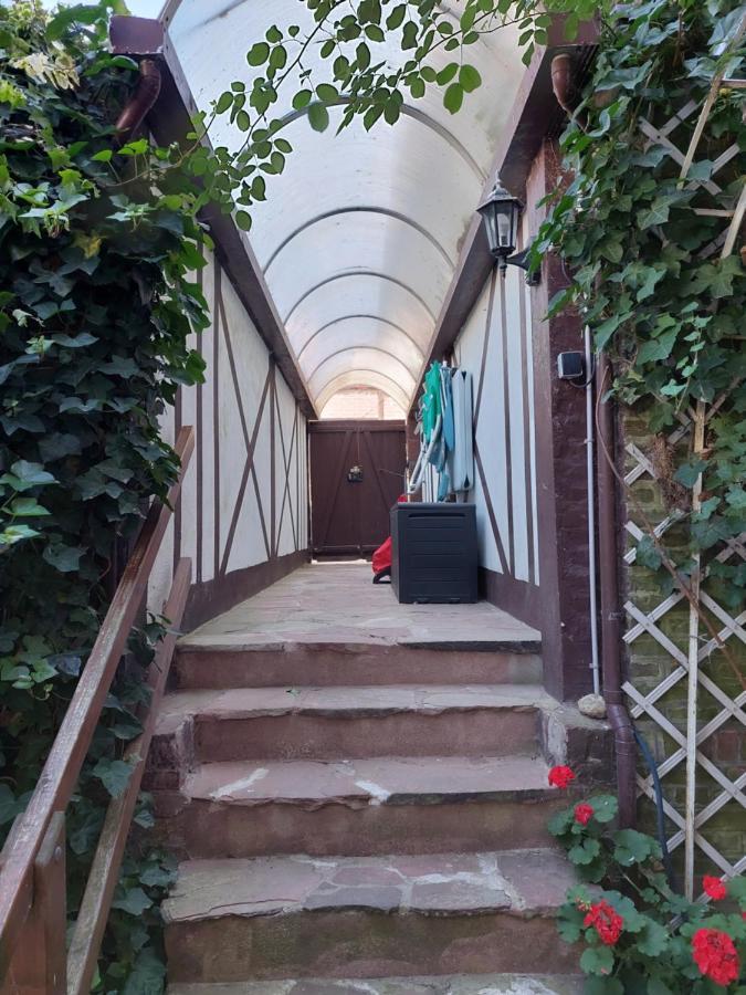 Comme Une Maison, Duplex Terrasse Hypercentre De Trouville 外观 照片